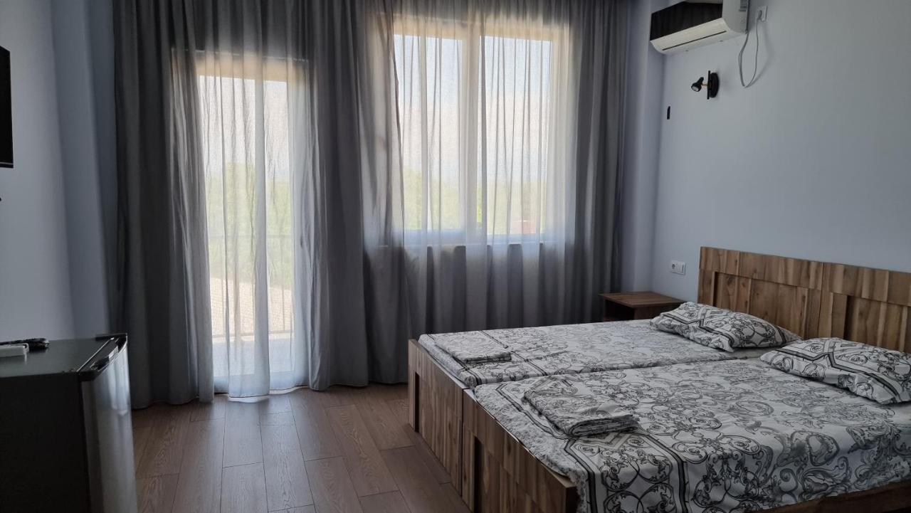 French Hotel Kobuleti Esterno foto